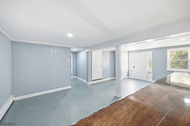 This recently renovated 3 bedroom 2 bathroom home features - photo 12