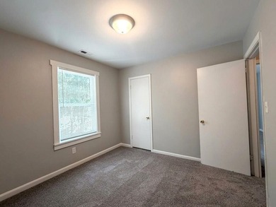Adorable ranch style home in the established Stratton Capers - photo 9