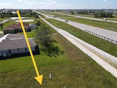 Beautiful corner lot in Cape Coral, about .34 Acre. Perfect - photo 3