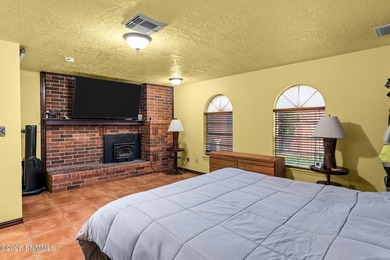 Rare find on a half-acre lot: four-car garage, heated pool, 32 - photo 33