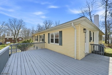 This recently renovated 3 bedroom 2 bathroom home features - photo 40