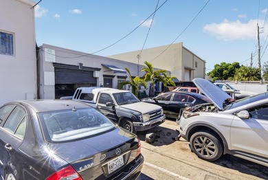 Positioned in one of Oakland Park's rapidly growing industrial - photo 2