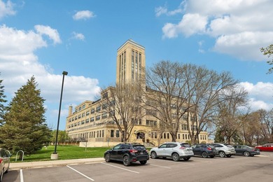 Historic Cream of Wheat factory loft in NE Minneapolis. A true - photo 30