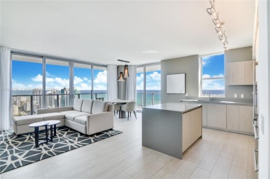 Lake Condo For Sale in Hollywood, Florida