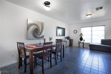 Welcome to 931/933 SE 23rd Place - a well-maintained duplex - photo 8