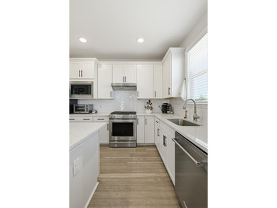Welcome to 357 Dahlia Row in Del Webb Charleston at Nexton - - photo 15
