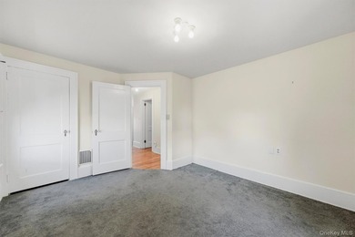 Welcome to this charming 3 bedroom, 2 bathroom home that - photo 17