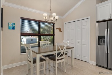 One or more photo(s) has been virtually staged. Bright and sunny - photo 17