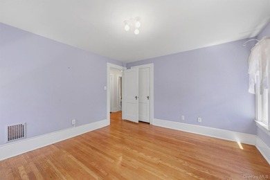 Welcome to this charming 3 bedroom, 2 bathroom home that - photo 19