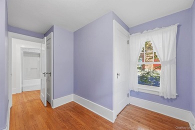 Welcome to this charming 3 bedroom, 2 bathroom home that - photo 20