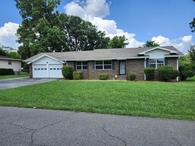 Chickamauga Lake Home For Sale in Chattanooga Tennessee