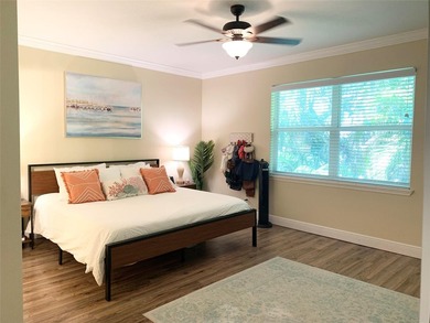 Located in an upscale, relaxed, coastal beach town of East - photo 22