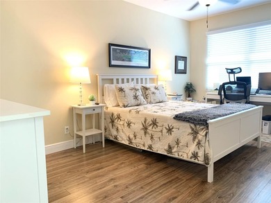 Located in an upscale, relaxed, coastal beach town of East - photo 33