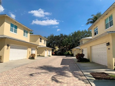 Located in an upscale, relaxed, coastal beach town of East - photo 40