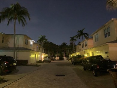 Located in an upscale, relaxed, coastal beach town of East - photo 44