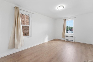 Oversized one-bedroom unit in the heart of Rego Park offering - photo 6