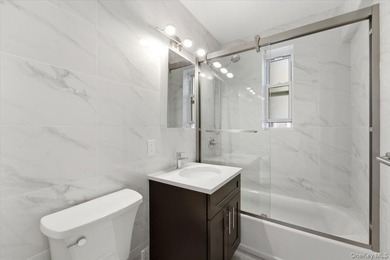Oversized one-bedroom unit in the heart of Rego Park offering - photo 10