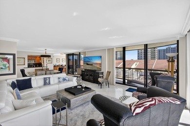 Enjoy this beautiful open floor plan with ceiling to floor - photo 4