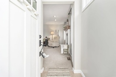 Move-in ready home in the heart of Hot Springs Village! This - photo 3