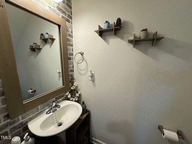 Great 2 story home with half of acre lot. This 3 bd 2 1/2 bath - photo 14