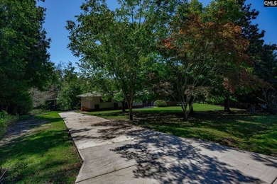 Discover 539 Circle H Woods in Prosperity where timeless design - photo 7