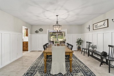 Move-in ready home in the heart of Hot Springs Village! This - photo 8