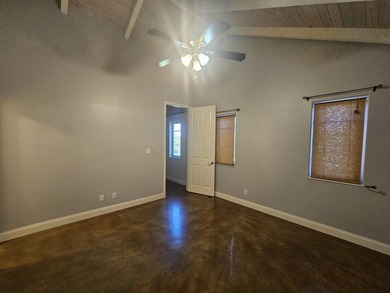 Welcome to SoNew Lofts in the heart of Fort Lauderdale! This - photo 18