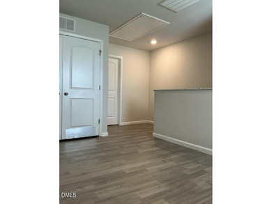 Great 2 story home with half of acre lot. This 3 bd 2 1/2 bath - photo 19