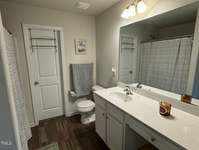 Great 2 story home with half of acre lot. This 3 bd 2 1/2 bath - photo 24