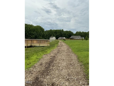 Great 2 story home with half of acre lot. This 3 bd 2 1/2 bath - photo 41