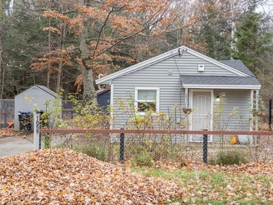 (private lake, pond, creek) Home For Sale in Sturgeon Bay Wisconsin