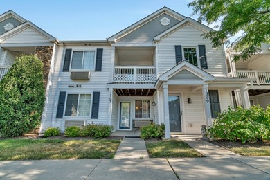 Silverstone Lake Condo Active Under Contract in Carpentersville Illinois