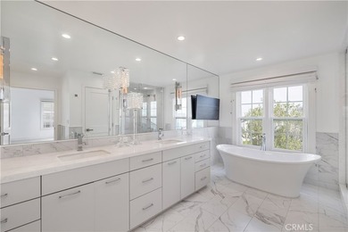 Set within the gated and private community of Belcourt, this - photo 9