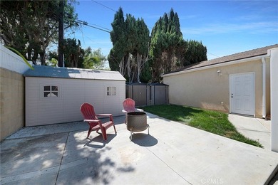 Spacious remodeled 3-bedroom home with an additional room ideal - photo 19