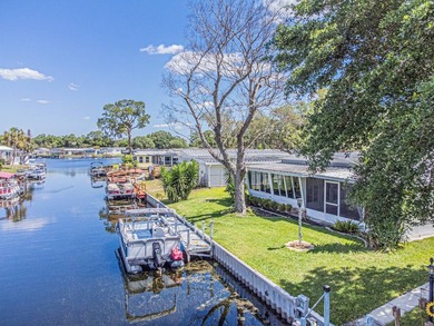 PRICE REDUCED! Welcome to your waterfront retreat in - photo 3