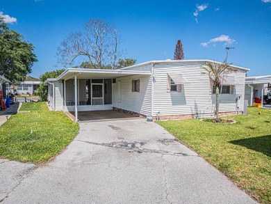 PRICE REDUCED! Welcome to your waterfront retreat in - photo 8