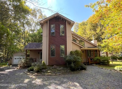 Towamensing Trails Lake Home For Sale in Albrightsville Pennsylvania