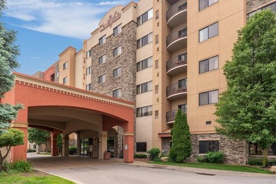 Where river views, space and flexibility come together. One of - photo 2