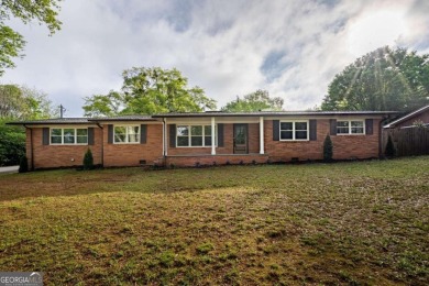 Lake Home For Sale in Gainesville, Georgia