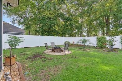 IMMACULATE AND GORGEOUS! IMPECCABLE landscaping! Great open - photo 24