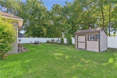 IMMACULATE AND GORGEOUS! IMPECCABLE landscaping! Great open - photo 25