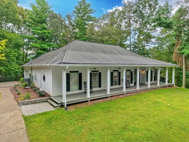 Lake Home For Sale in Ellijay, Georgia