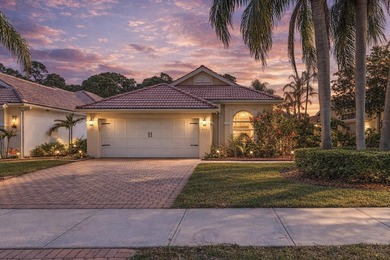 TOTAL HIGH-END RENOVATION in the gated community of Lake - photo 2