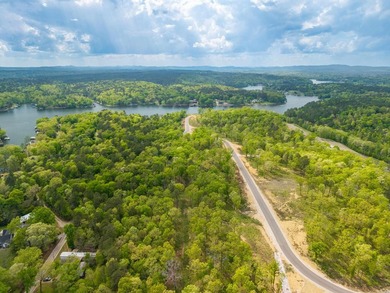 Exceptional 2.9 acre homesite in Rocky Point Estates, a new - photo 6
