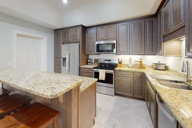 :Welcome to Gator Trace Golf & Country Club! Pride of ownership - photo 13