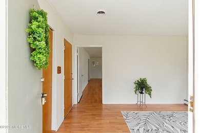 Move right into this bright and airy home! Open concept floor - photo 5