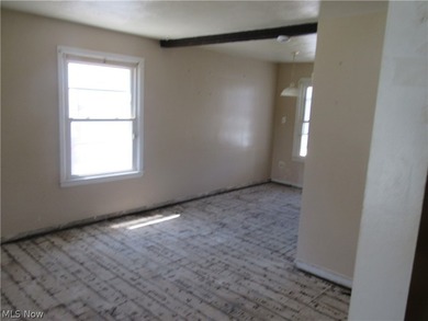 Don't miss out on this half-duplex conveniently located on a - photo 7