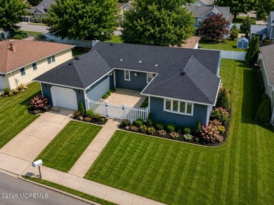 Welcome to this desirable Castle Harbor model in the highly - photo 2
