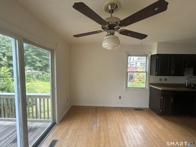 Welcome to 672 Woodward Avenue in New Haven, offering a - photo 16