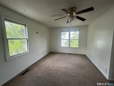 Welcome to 672 Woodward Avenue in New Haven, offering a - photo 22